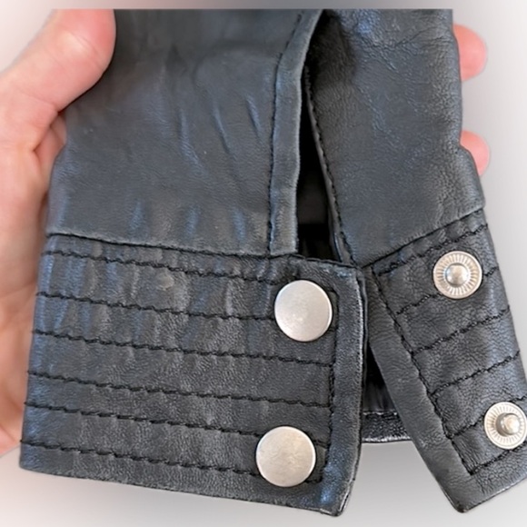 EUC! - ZARA Lightweight Genuine Leather Zip-Up Black Jacket. Size Small. - Picture 3 of 6